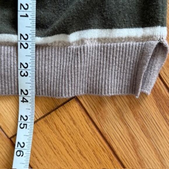 Joules “Miranda” Olive Green Bee Sweater - Picture 10 of 11